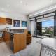 Viaduct Harbour 2BR w Full Comforts Zodiak Stays, Окленд - Фото 4