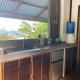 Cozy 2 bedroom Unit, Free gym use, Kitchenette, El Nido (foto 3)