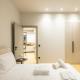 Rooms151 Smart Suite in the Center of Athens, Athen - Foto 3