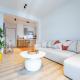 Cozy Apartment steps away from Acropolis and the Metro Station by Lumen Living, Athen - Foto 5