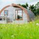 The Crossings Inn, Eco-friendly cabin in the Cumbrian countryside with heating and hot water