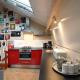 Home with Vinyls, Bikes and Waterways, Mantgum (fotografie 3)