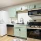 Cozy Retreat - Homes near Wesselman Park, Evansville (Foto 3)