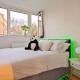 Central London Base 3BR Sleeps 8 Family Friendly, Londra - Foto 4