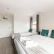 Spacious 3BR Flat, Near Queens Park, Zone 2, Londýn - Fotografie 3