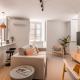 AD2 Renovated Charm in Prime Location with AC, Lisbonne - Photo 2