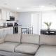 5 Min to Elon - In Unit Washer and Dryer - Fast Wi-Fi, Burlington (fotografie 2)