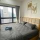 COZY Agile Bukit Bintang KL 4-5 Pax Klcc view neflix with Parkin 353A, Kuala Lumpur - Foto 5