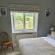 Detach Sandstone Cottage, Sleeps 6, 2 x King Size, 2 x Singles, Lower Beeding (fotografie 5)