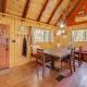Game Room & 2 Decks: Walkable Lake Arrowhead Cabin, Lake Arrowhead (foto 5)