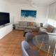Duplex with spacious terraces and stunning sea views, right next to the beach Jávea - Fotografie 7