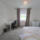 A spacious double room in a lovely home in Wakefield, Wakefield (foto 9)