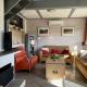 Holiday home in Reimboldshausen with balcony, Kemmerode (foto 2)