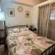 Cozy QC Condo with Karaoke Pool & Fast WiFi, Manila - Foto 1