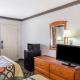 Super 8 by Wyndham Ashburn - Photo 10