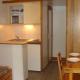 Chalet pour 4 avec Terrasse, Coin Repas Extérieur - 2 Chambres - API-1-52-410, Sauveterre-de-Rouergue (fotografie 5)