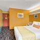 Microtel Inn & Suites by Wyndham Gatlinburg - Photo 10