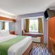 Microtel Inn & Suites by Wyndham Cherokee - Foto 6