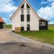 Holiday Home in Zeeland near Nature Reserve, Scherpenisse