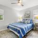 Newly Designed Ranch House | Backyard & BBQ Grill, Ferry Pass (Foto 10)