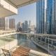 Dubai Marina Waterfront Stay with Maid Room, Dubai - Foto 3