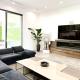 Spacious 5BR Home with Infinity Pool & Large Rooftop, Los Angeles - Foto 7