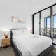 Stylish 2BR with Huge Gym, Infinity Pool and Parking, Brisbane - Fotografie 6