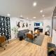 Chic Bronx Home By Montefiore Hospital, Williams Bridge