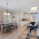 Pool House, 4BR, 2 Family Rooms, Dining Room, Garage!, Grand Prairie (fotografie 8)