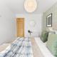 Modern 2-Bed Apartment in Canterbury City Centre, Moffat (zdjęcie 8)