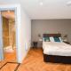 Modern 3 Bedroom Apartment in Central Manchester, Manchester - Photo 4