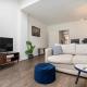 4-Bed in Coulsdon 20 min London, 20 min Gatwick, Coulsdon (photo 9)