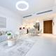 Bright 1BR Stay l Jumeirah Living , Balcony & Pool, Dubai - Foto 9