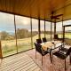 Barn On The Ridge - HOT TUB - Sleeps 6, De Soto (fotografie 6)