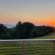 Barn On The Ridge - HOT TUB - Sleeps 6, De Soto (fotografie 10)