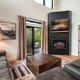 Modern Luxury in the Smokies w Hot Tub, Sevierville
