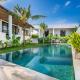 Master Suite in Prime Canggu Pool Villa overlooking rice fields - Foto 1