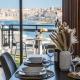 Top Location - 2BR Seafront & Steps from Ferry by ArcoBnb Sliema - Zdjęcie 1