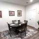 Stylish, King Bed, Ground Floor 2BR Apt, Near Pavilion & Mall, The Woodlands - Fotografie 7