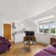 2-Bed Central Apartment-Sleeps 4 & Private Parking Bowness-on-Windermere - Photo 1