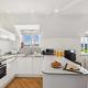 2-Bed Central Apartment-Sleeps 4 & Private Parking Bowness-on-Windermere - Photo 4