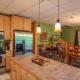 Rock n Rhapsody - Blue Ridge Log Cabin - Minutes to West Jefferson - Fireplace - Foosball, West Jefferson (fotografie 10)
