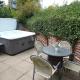 Romeo Cottage - Sleeps 4 - Open Plan Barn - Private Hot Tub & Garden Stratford-upon-Avon - Photo 9