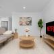 Whispering Pines - Stylish 3BR Duplex close to M1