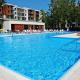 Apartamenty BalticON Polanki - Sauna, Fitness inclusive - Basen latem, Pool im Sommer