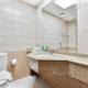 Sleek 1BR with City Views, Near Marina & Metro, Dubai (Foto 3)