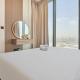 STAY BY LATINEM Luxury 1BR Plus Study Holiday Home CB 2808 Near Downtown, Dubaï - Photo 8
