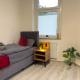 Serviceroom24 - Apartment 1 in Oberhausen WLAN - Smart-TV - 24-7 Check-in und Küche - Photo 9