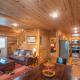 Adventure Cabin! Fire Pit, State Park, Fishing, Mtn Views, Hot Tub, WiFi, Jefferson