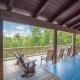 Adventure Cabin! Fire Pit, State Park, Fishing, Mtn Views, Hot Tub, WiFi, Jefferson (Foto 3)